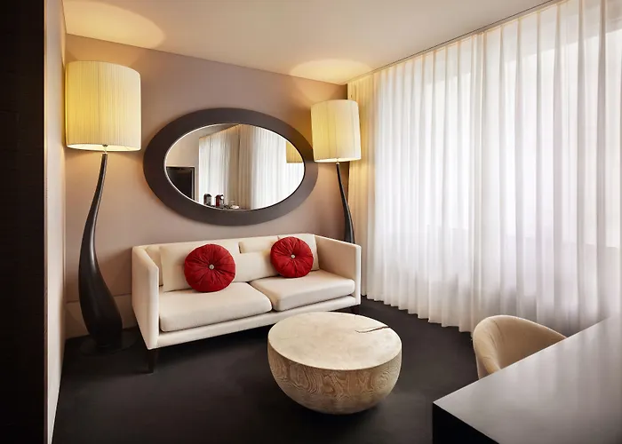 Hotel The Plaza Seoul, Autograph Collection 5*